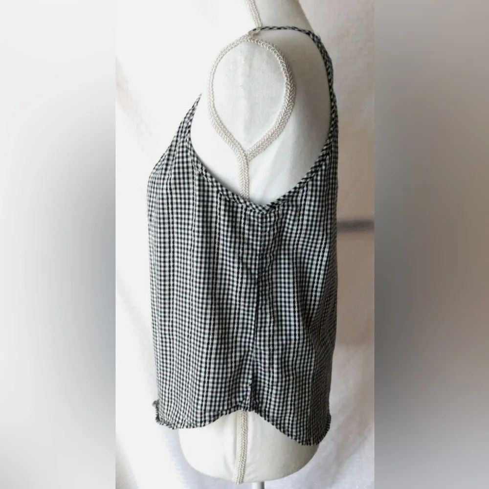 NWT UNIVERSAL THREAD GINGHAM TOP - Picture 2 of 6